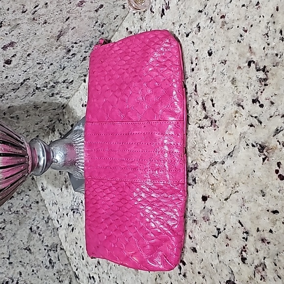 Jessica Simpson pink clutch 12x6 inches - Picture 4 of 9